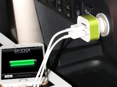 車載充電器用膠案例，聚力塑料快干膠解決用膠難題