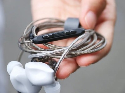 聚力電子膠符合標(biāo)準(zhǔn)，力助數(shù)碼電子廠改良制造工藝